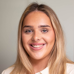 headshot of Emily Samols